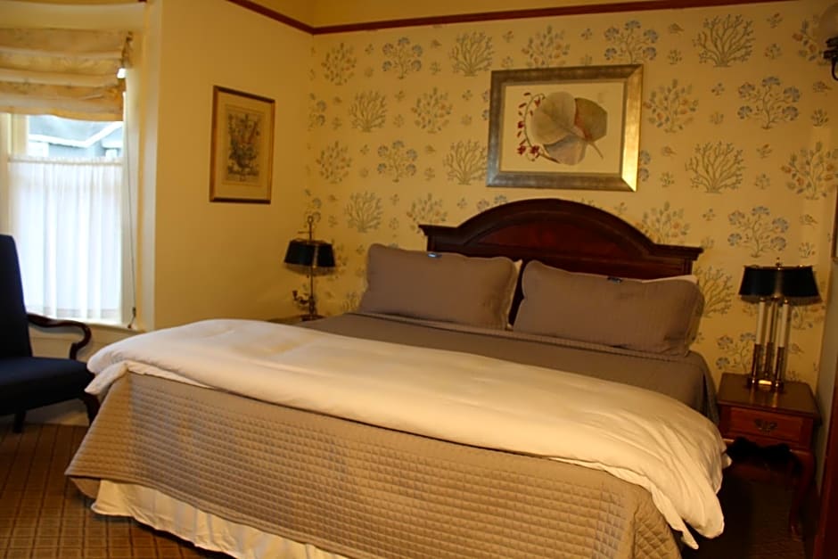 Pacific Grove Inn