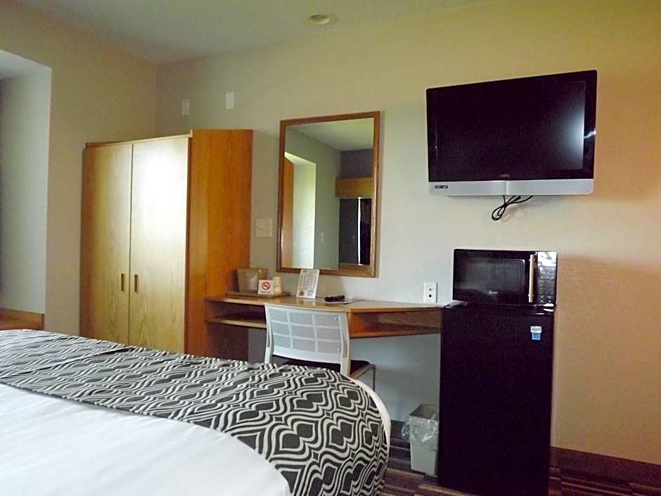 Microtel Inn & Suites By Wyndham Ames