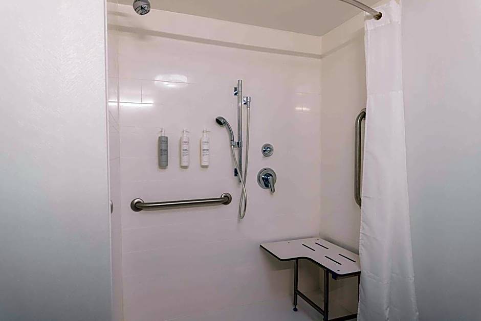 Hampton Inn By Hilton Gatlinburg