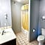 Days Inn by Wyndham Ozark Springfield