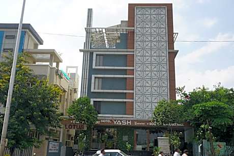 Hotel Yash Executive