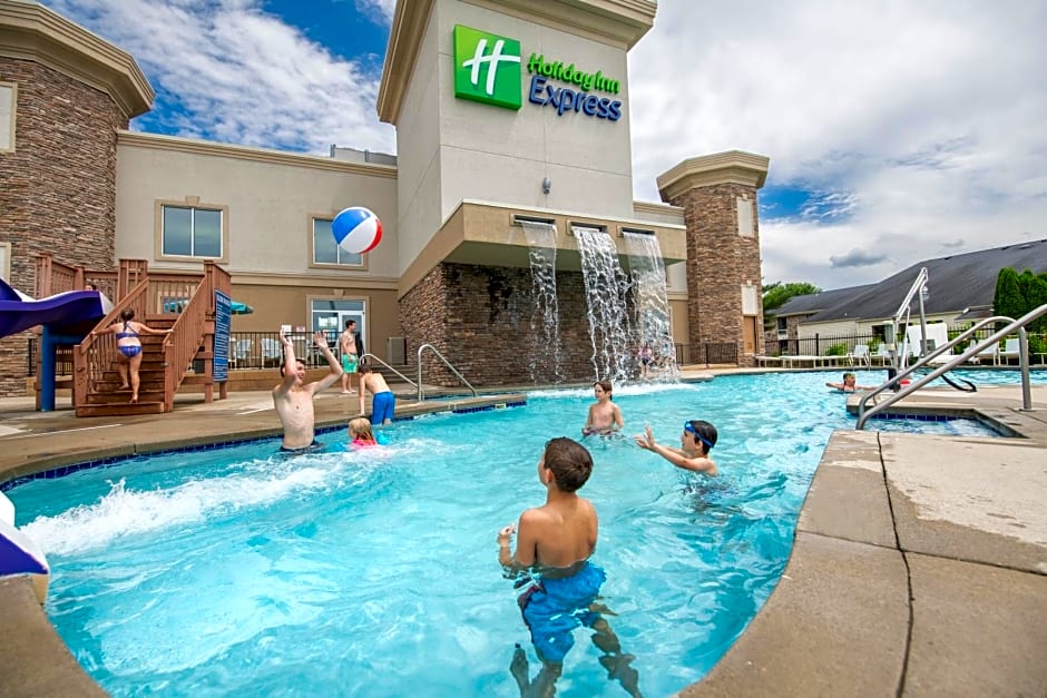 Holiday Inn Express Wisconsin Dells