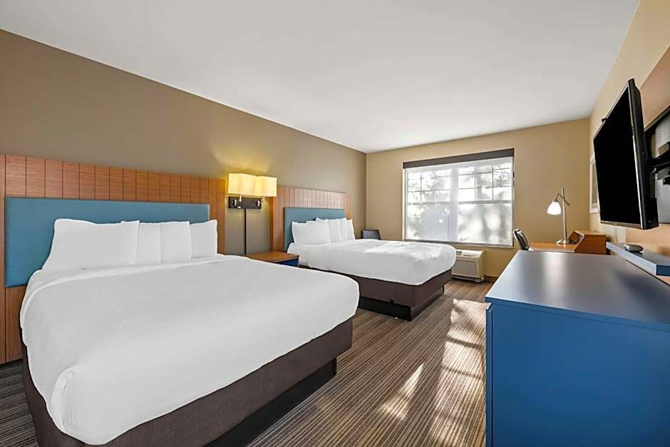 Country Inn & Suites by Radisson, Red Wing, MN