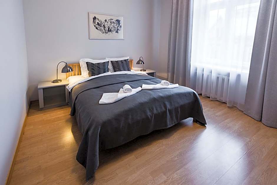 Bearsleys Downtown Apartments