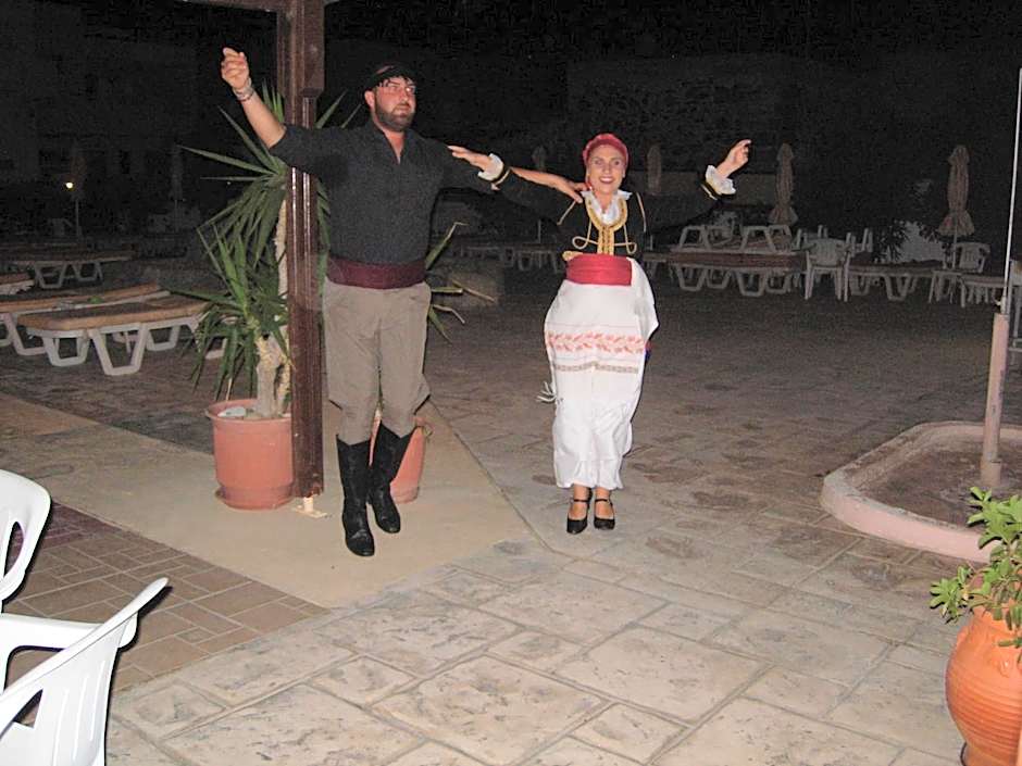 Philippos Studios & Apartments