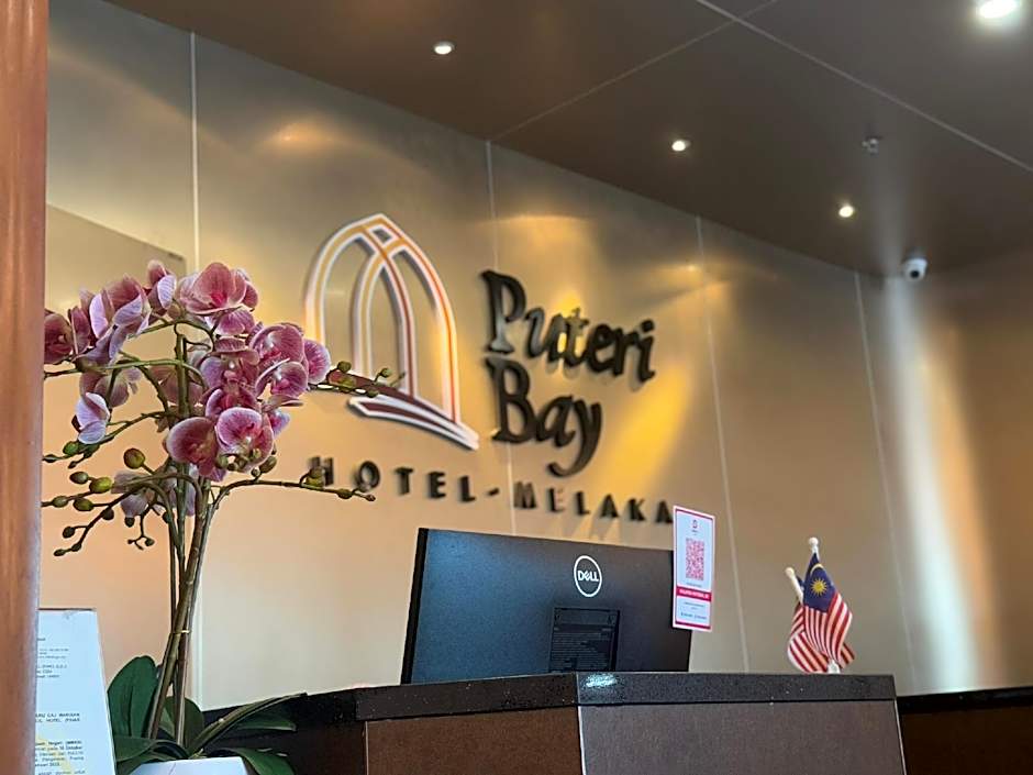 Puteri Bay Hotel