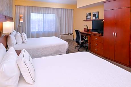 Queen Room with Two Queen Beds and Transfer Shower - Mobility and Hearing Accessible