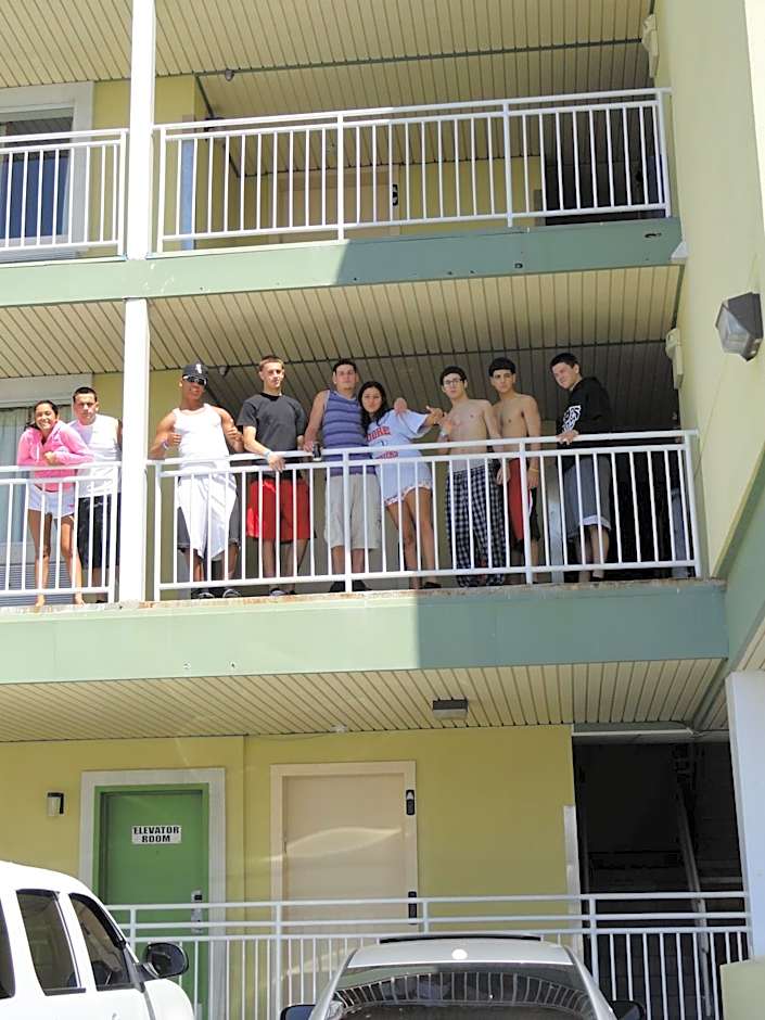 Sea Palace Inn