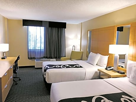Double Room with Two Double Beds - Non-Smoking