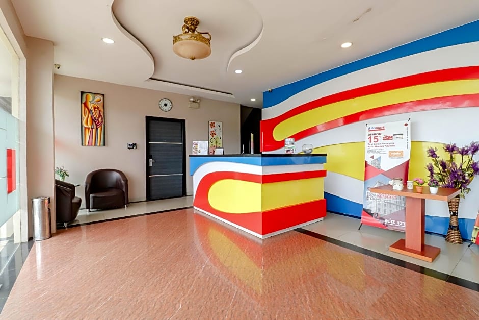 Blitz Hotel Tanjung Uncang