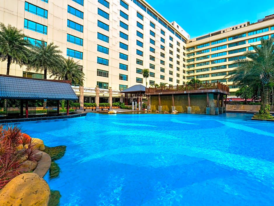 Dong Fang Hotel Guangzhou