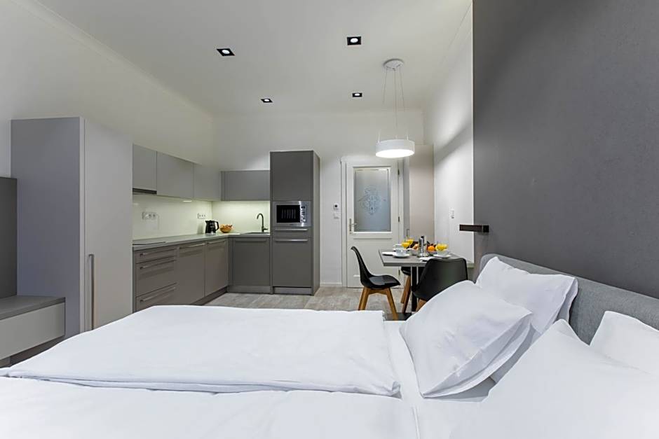 Lampi Aparthotel Prague