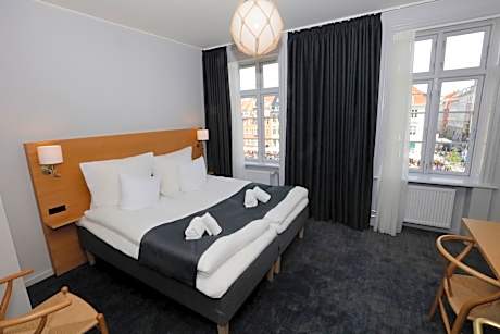 Double or Twin Room with Nyhavn View
