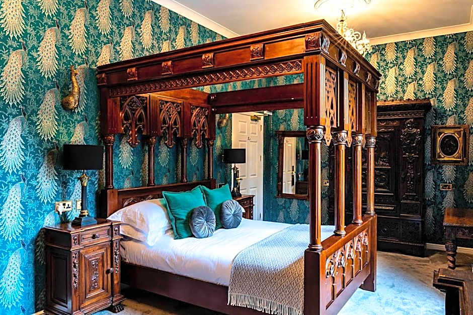 Melville Castle Hotel