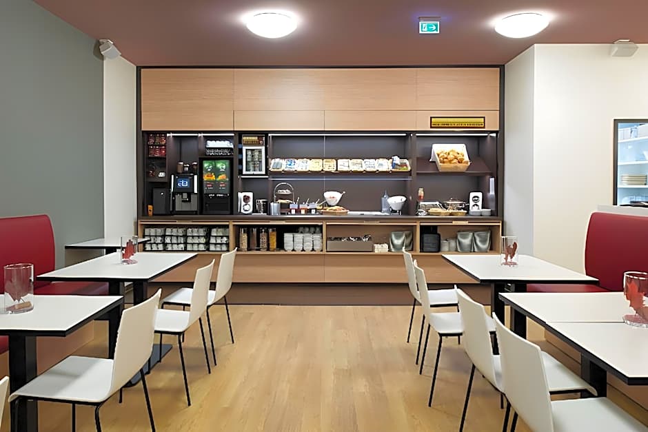 B&B HOTEL Dusseldorf-Mitte