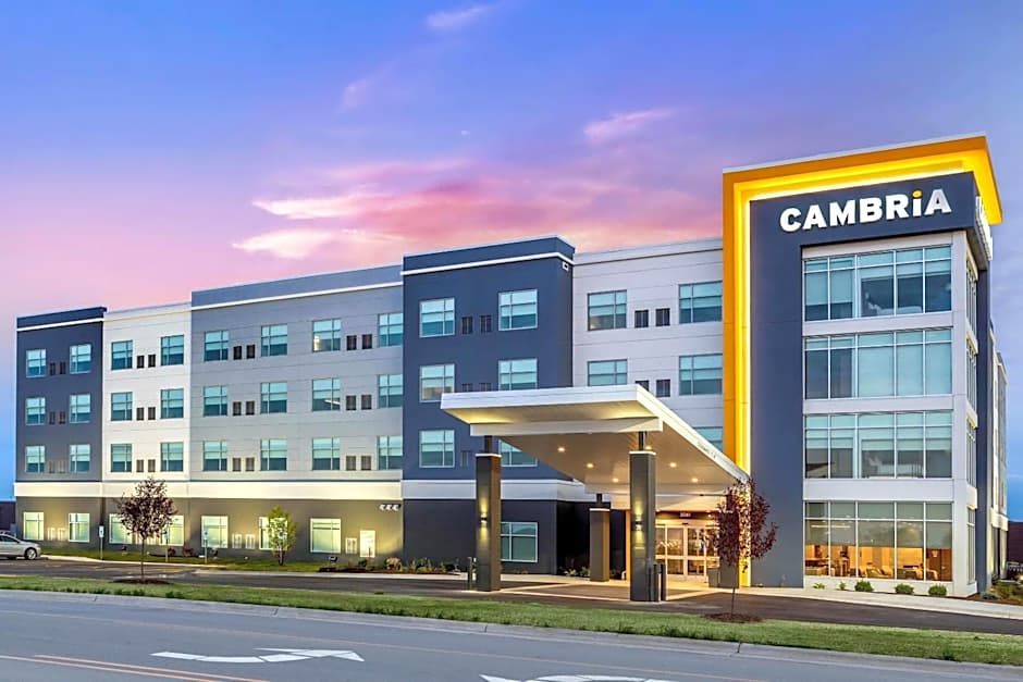Cambria Hotel Bettendorf - Quad Cities
