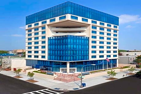 Vista LIC Hotel, Premier Collection by Best Western