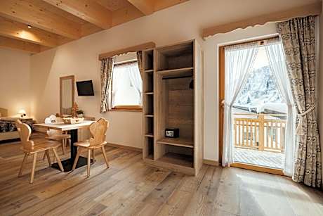 Superior Family Room