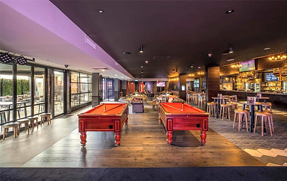 Nightcap at Manhattan Hotel