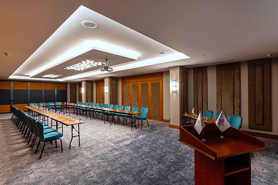 Royal Asarlik Beach Hotel