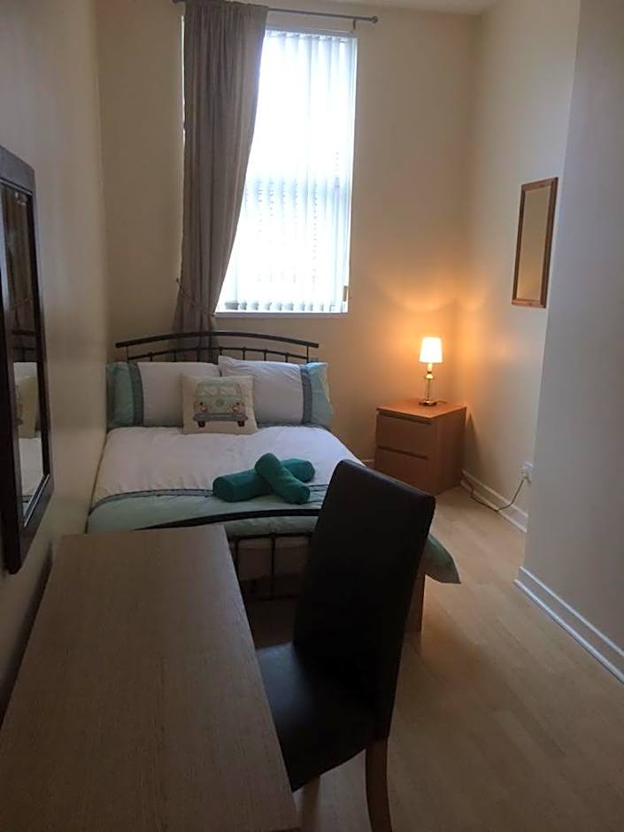 MARLEY MANSIONs APARTMENTS - KING ST REF : 10/3