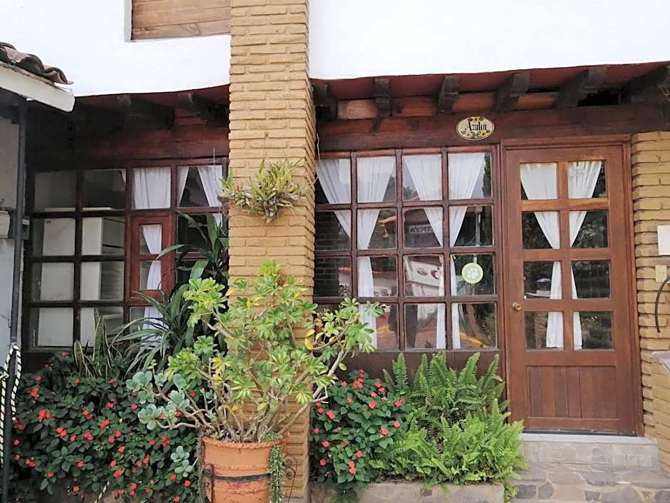 Htl & Villas Las Glorias Mazamitla, céntricas, parking, jardín