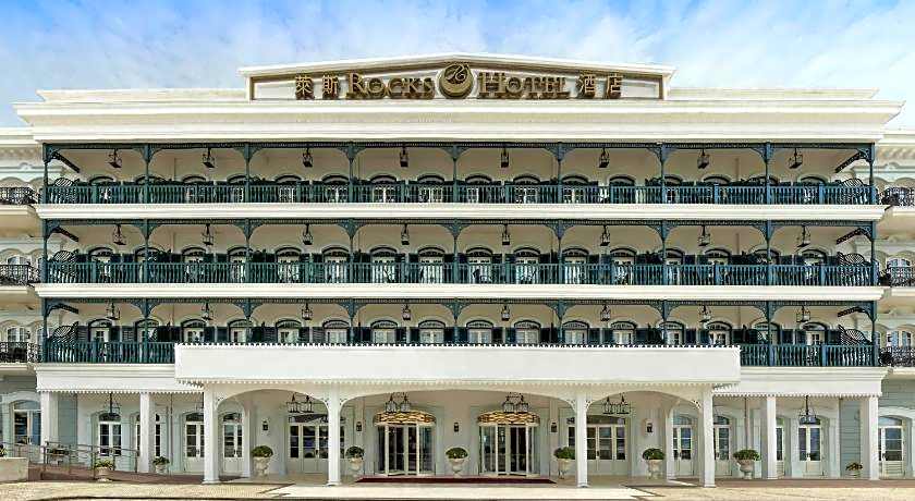 Rocks Hotel