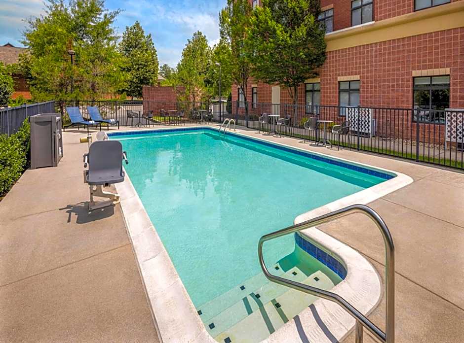 Hampton Inn By Hilton And Suites Richmond Glenside