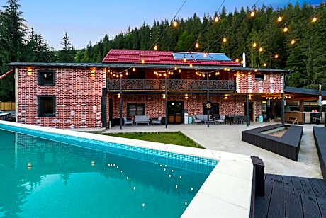 Transylvania House