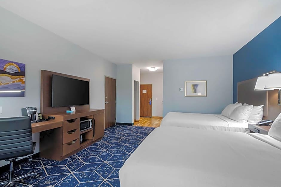 Best Western Plus St. Louis Airport Hotel