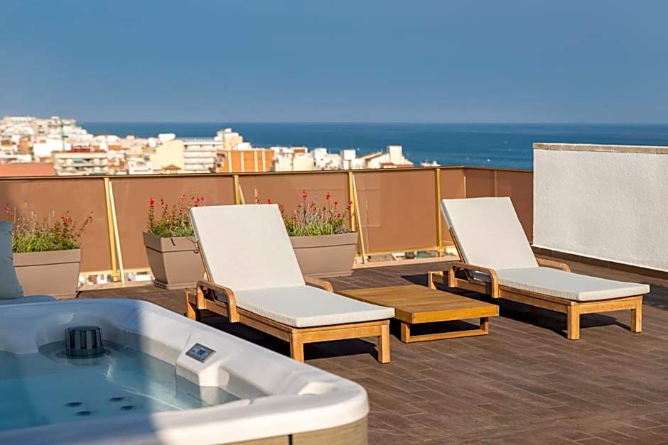 htop Amaika 4* Sup - Adults Only (16+)