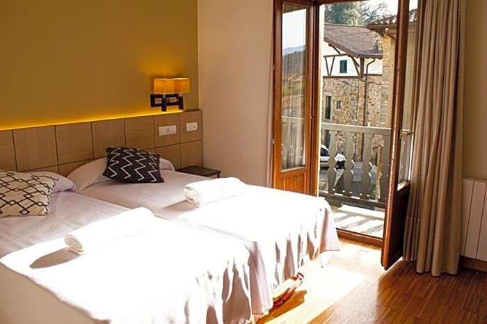 Hotel valle de turtzioz