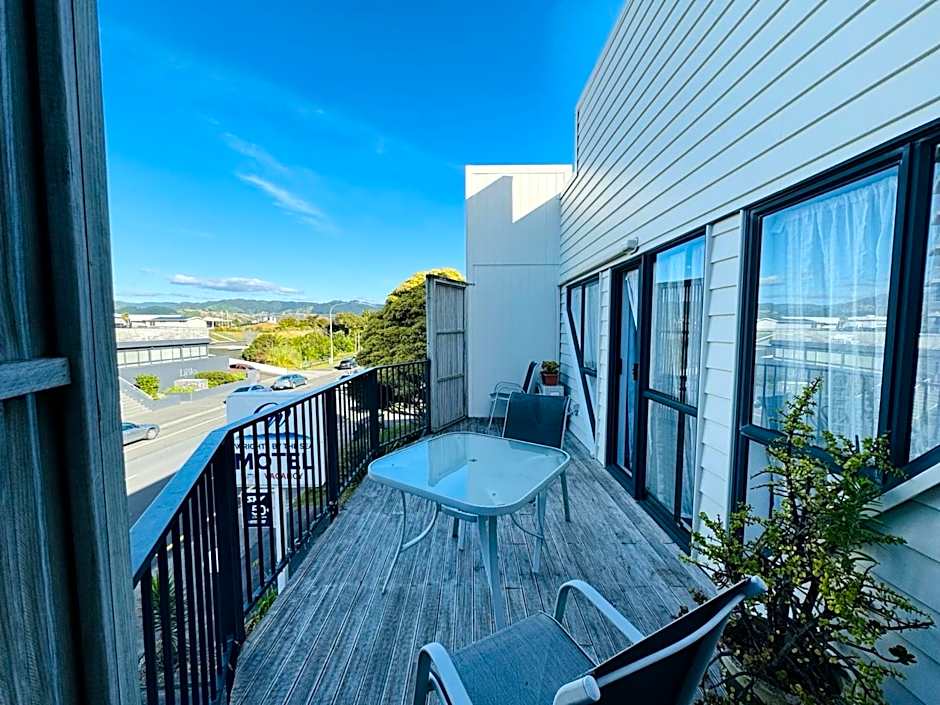 Wrights by the Sea Motel