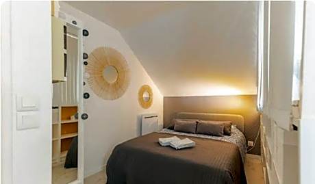 4pers 2lits 5 min aéroport Orly,navette et parking extra,location en nuit et jourChez Sandro,