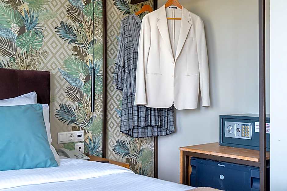 Maison 66 Riviera Hotels