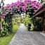 The Cakra Hotel
