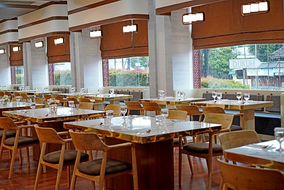 Cavinton Hotel Yogyakarta by Tritama Hospitality