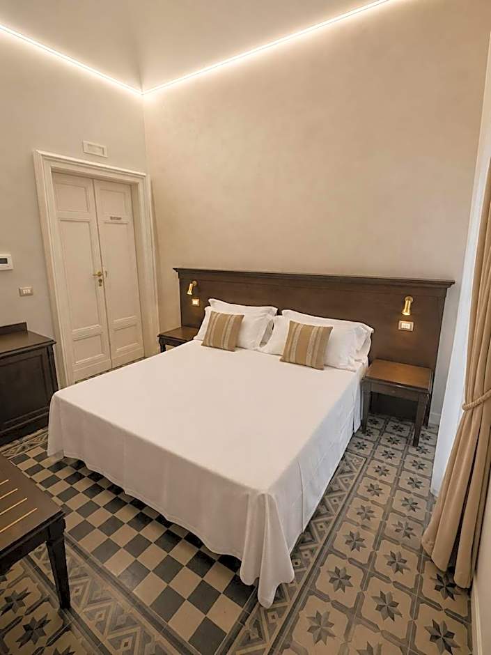 Photo 1 of 4 of 1 Double Bed or 2 Beds