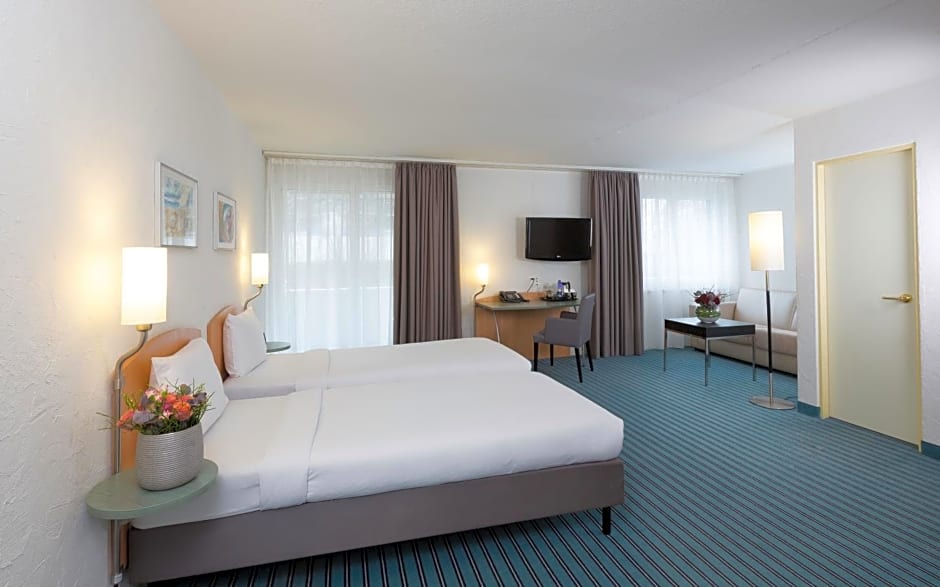 Apart-Hotel Zurich Airport