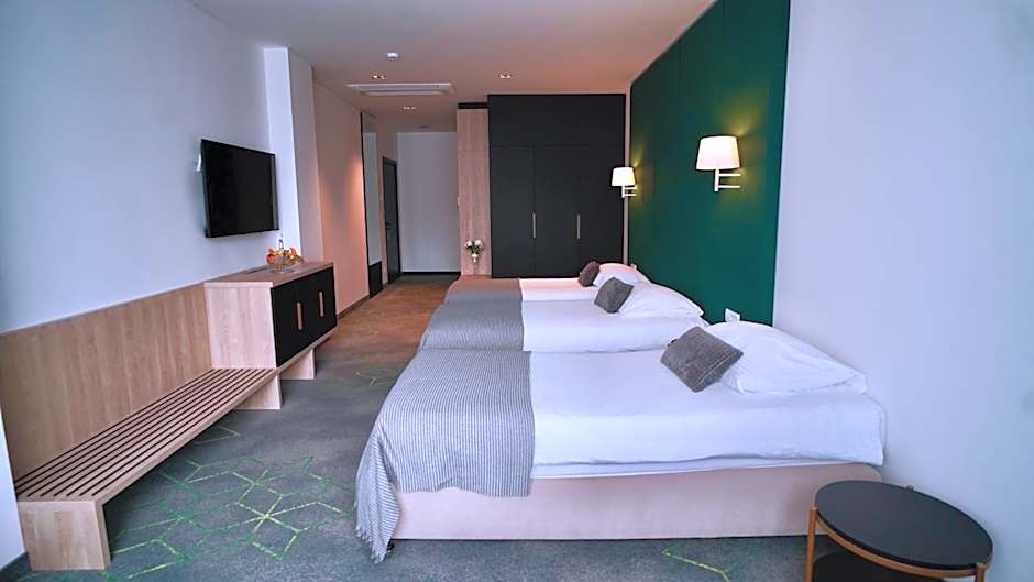 Hotel Diplomat