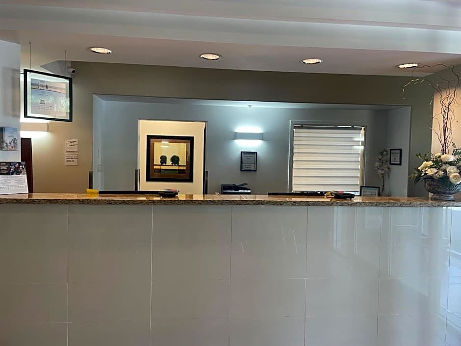 Super 8 by Wyndham Sainte Agathe Des Monts