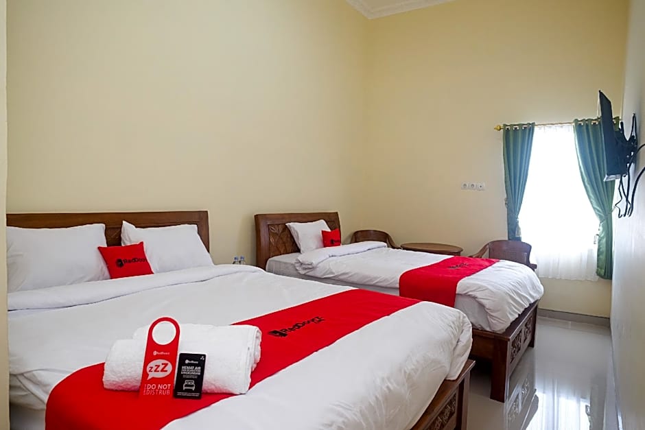 RedDoorz Syariah @ Klodran Solo