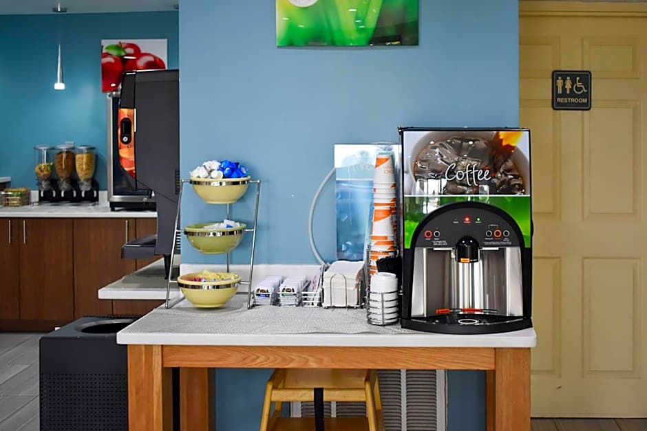 Quality Inn Calhoun North I-75