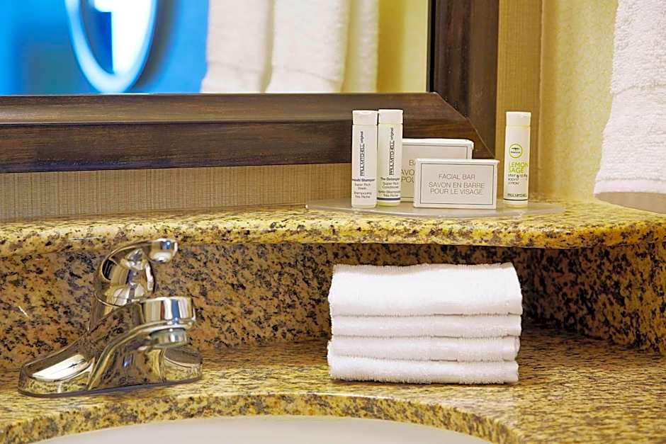 Courtyard by Marriott Boston Natick