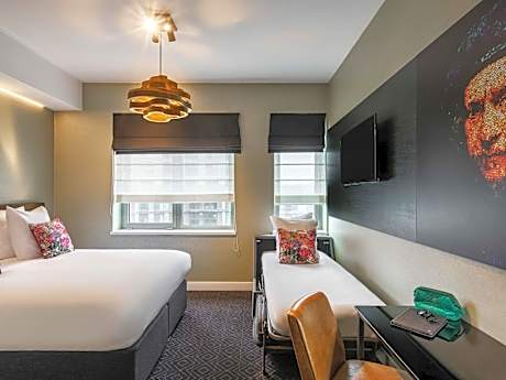 Classic Family Room with Double Bed and Sofa Bed