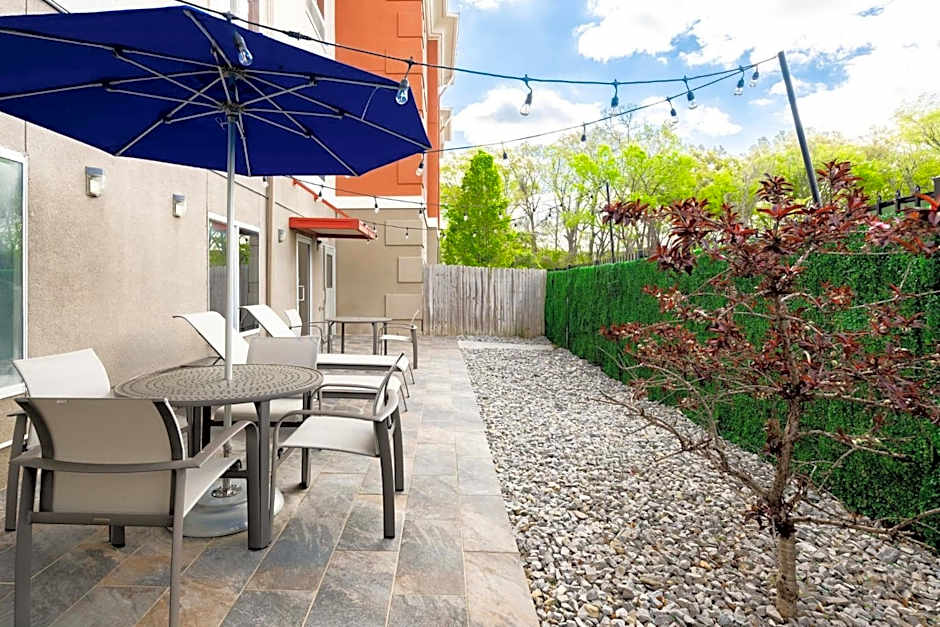 Holiday Inn Express Hotel & Suites Chattanooga Hixson By IHG