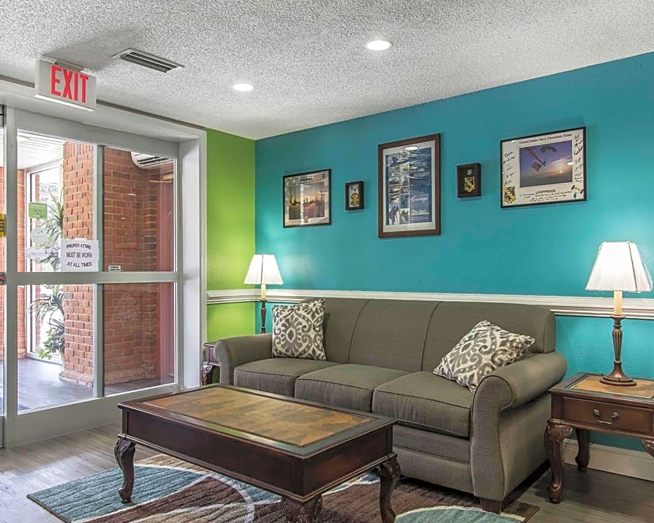 Suburban Extended Stay Hotel Pensacola – Pensacola, FL