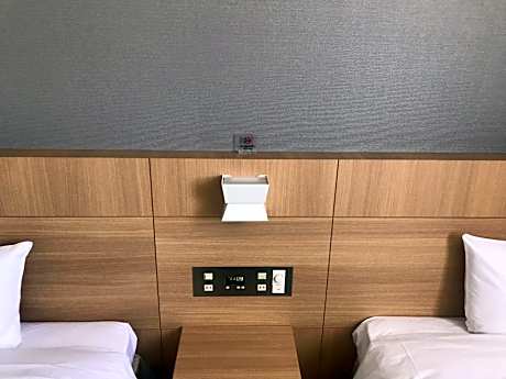 Standard Twin Room-Smoking