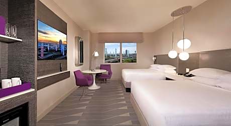 One-Bedroom Suite with Two Queen Beds