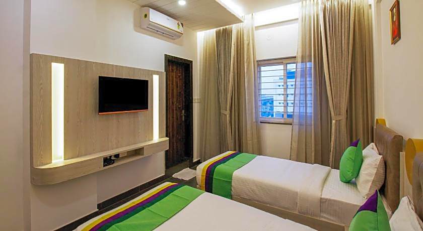 Itsy Hotels Silver Keys